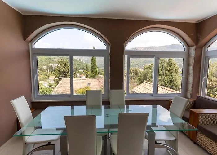 Stunning Dubrovnik 9 Bedrooms Deluxe Amazing Sea Views *
