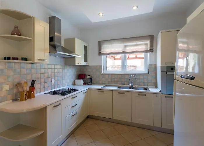 Villa Stunning Dubrovnik 9 Bedrooms Deluxe Amazing Sea Views *