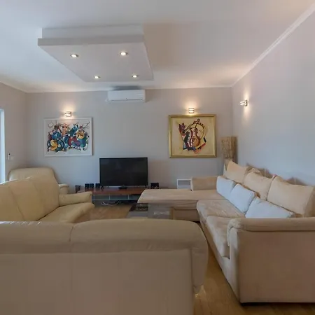 Villa Stunning Dubrovnik 9 Bedrooms Zaton Deluxe Amazing Sea Views Private Pool Zaton