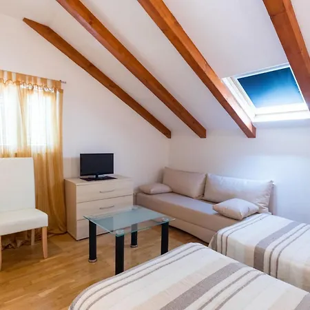Stunning Dubrovnik 9 Bedrooms Zaton Deluxe Amazing Sea Views Private Pool Zaton * Zaton (Dubrovnik-Neretva)