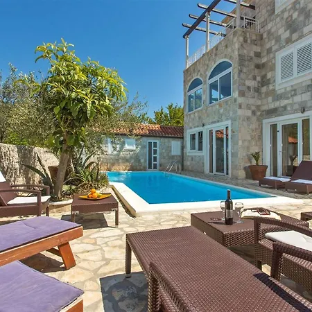 Villa Stunning Dubrovnik 9 Bedrooms Deluxe Amazing Sea Views Zaton (Dubrovnik-Neretva)