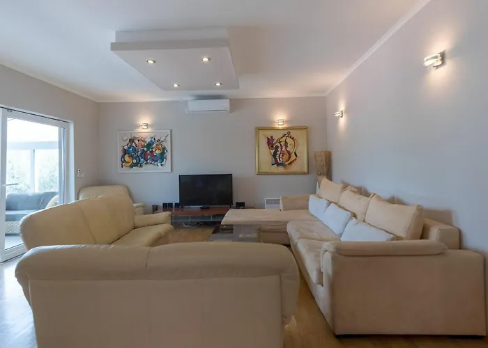 Stunning Dubrovnik 9 Bedrooms Deluxe Amazing Sea Views 别墅 扎通