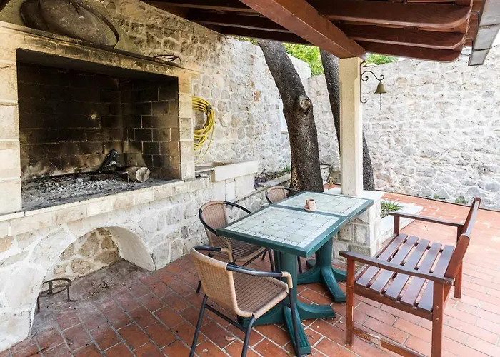 Stunning Dubrovnik 9 Bedrooms Deluxe Amazing Sea Views *