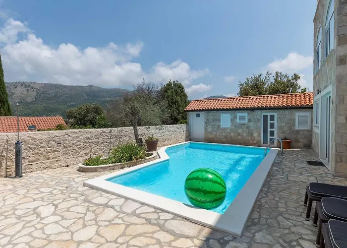 Stunning Dubrovnik 9 Bedrooms Deluxe Amazing Sea Views * 扎通