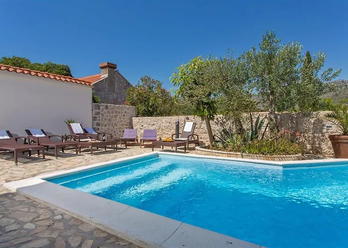 别墅 Stunning Dubrovnik 9 Bedrooms Deluxe Amazing Sea Views 扎通